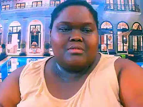 Snapshot of EbonyHotBuns chatting on May 2026 07:15:01 AM EbonyHotBuns online show from May 2026 07:15:01 AM