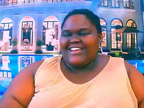 Snapshot of EbonyHotBuns chatting on May 2026 10:36:01 AM EbonyHotBuns online show from May 2026 10:36:01 AM