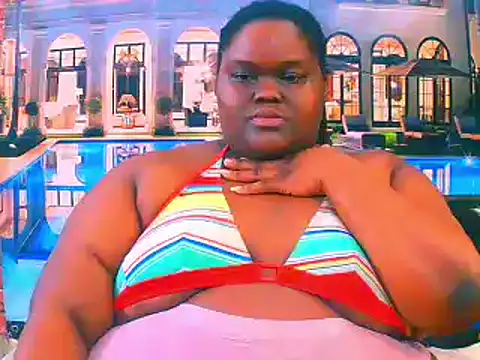 Snapshot of EbonyHotBuns chatting on June 2026 07:07:01 PM EbonyHotBuns online show from June 2026 07:07:01 PM
