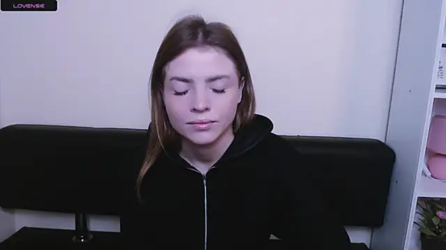 Snapshot of MissOliviaa_ chatting on January 2025 07:24:01 AM MissOliviaa  online show from January 2025 07:24:01 AM