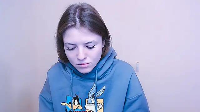 Snapshot of MissOliviaa_ chatting on January 2025 01:20:01 PM MissOliviaa  online show from January 2025 01:20:01 PM