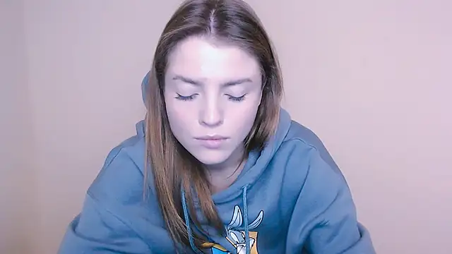 Snapshot of MissOliviaa_ chatting on January 2025 04:50:02 PM MissOliviaa  online show from January 2025 04:50:02 PM