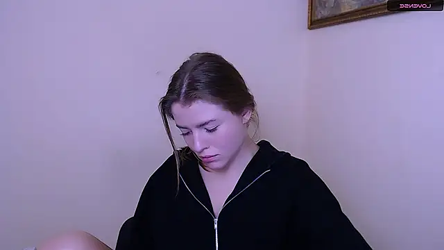 Snapshot of MissOliviaa_ chatting on January 2025 10:39:01 AM MissOliviaa  online show from January 2025 10:39:01 AM