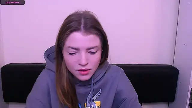 Snapshot of MissOliviaa_ chatting on January 2025 07:58:01 AM MissOliviaa  online show from January 2025 07:58:01 AM