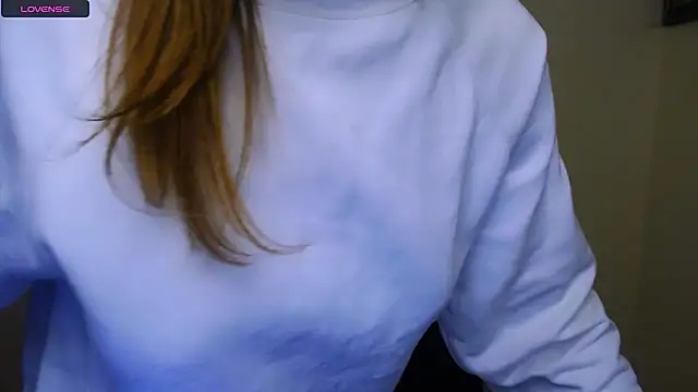 Snapshot of MissOliviaa_ chatting on February 2025 02:11:02 PM MissOliviaa  online show from February 2025 02:11:02 PM