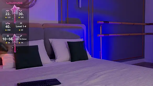 Snapshot of Smiley_Mia chatting on February 2025 08:13:02 AM Smiley Mia online show from February 2025 08:13:02 AM