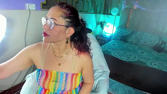 maria paulac online show from October 2025 05:08:02 AM