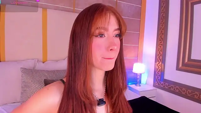 Snapshot of AbigailCarter chatting on October 2025 11:35:01 PM AbigailCarter online show from October 2025 11:35:01 PM