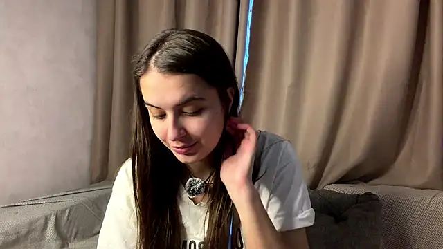 Snapshot of elisa_moon chatting on March 2026 02:55:01 PM elisa moon online show from March 2026 02:55:01 PM