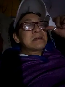 ardiente47 online show from October 2025 12:42:01 AM