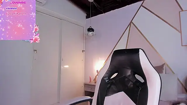 emma carterr1 online show from December 2024 01:04:02 AM