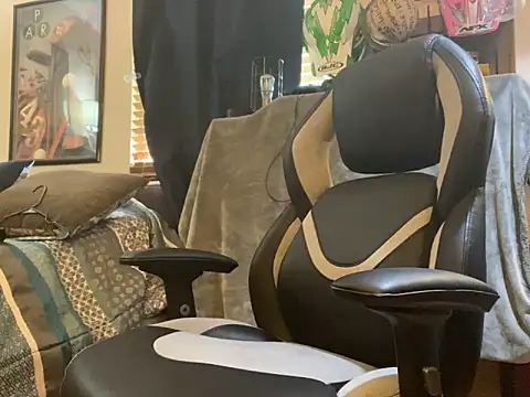 slutty guy12 online show from February 2025 08:24:01 PM