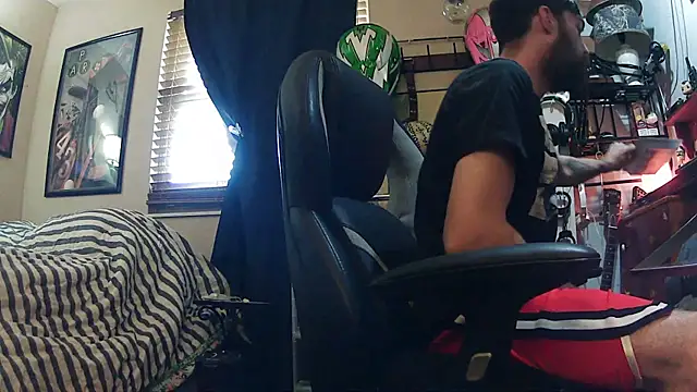 slutty guy12 online show from February 2025 07:42:01 PM