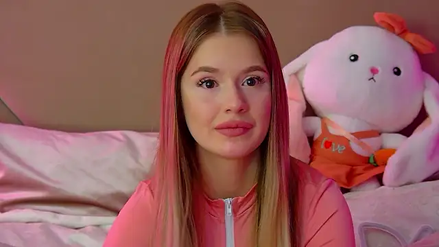 MilanaBalmain online show from March 2025 04:47:01 AM