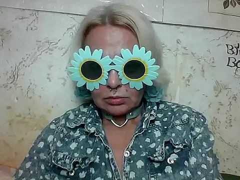 Gardener of Illusions online show from May 2026 03:58:02 AM