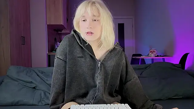 Gregory Byyrd online show from October 2025 09:06:01 PM