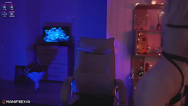 ManiFreyja online show from February 2025 01:55:02 AM