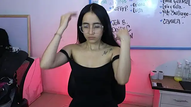 Mia Fischer online show from April 2026 11:33:01 AM