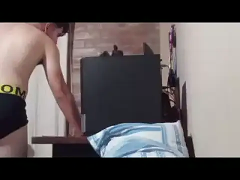 enzis3 online show from December 2024 10:45:01 PM