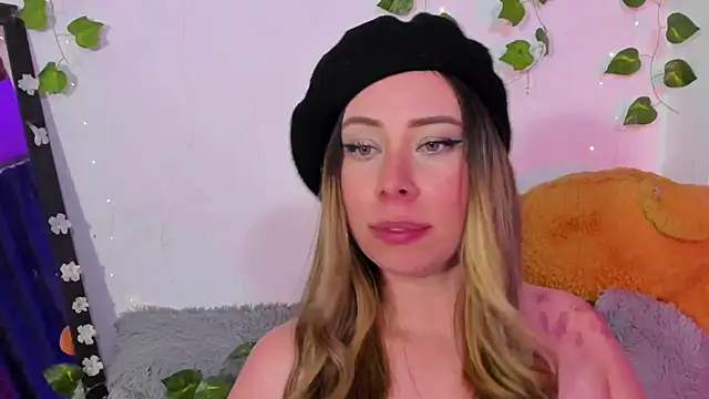 JanneKim online show from November 2025 06:27:01 AM