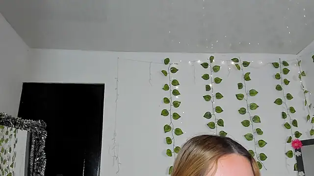 JanneKim online show from March 2026 12:52:01 PM