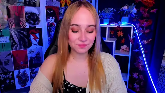 LianaBright online show from December 2024 02:02:02 AM