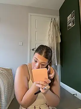 Krystal Tx online show from March 2025 11:21:01 AM