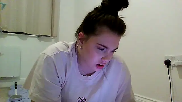 Krystal Tx online show from March 2026 07:03:02 PM