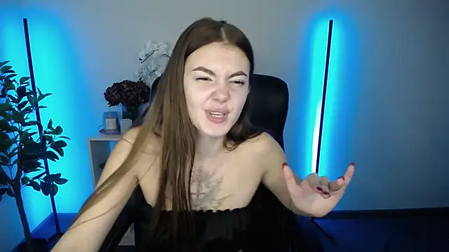 Ritaneer online show from November 2025 10:48:01 AM