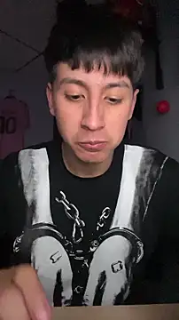 Stiven 017 online show from February 2026 01:43:02 AM