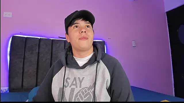 AbbySmiitth  online show from February 2025 06:29:02 PM