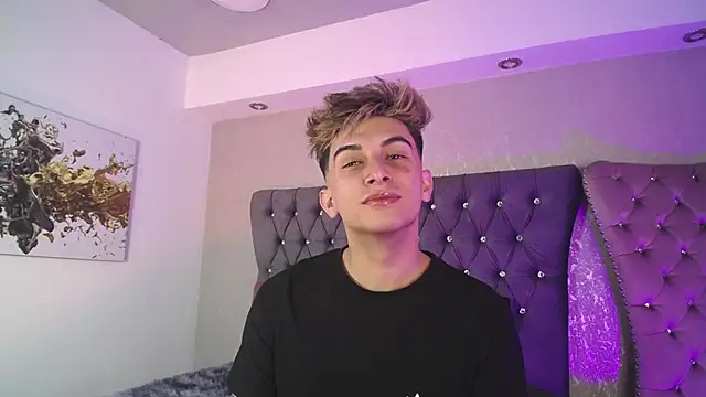 Snapshot of MrWilliseo chatting on September 2025 02:15:02 AM MrWilliseo online show from September 2025 02:15:02 AM