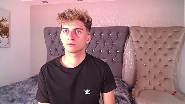 Snapshot of MrWilliseo chatting on September 2025 02:26:02 AM MrWilliseo online show from September 2025 02:26:02 AM