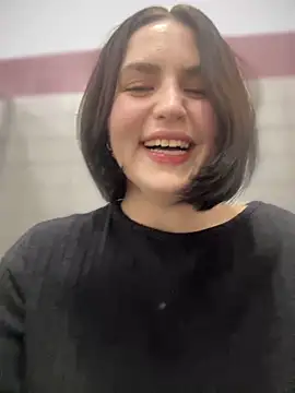 Snapshot of meow_girl chatting on December 2024 10:24:01 AM meow girl online show from December 2024 10:24:01 AM