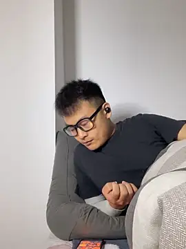 lixiaoshuai8 online show from March 2025 02:19:02 PM