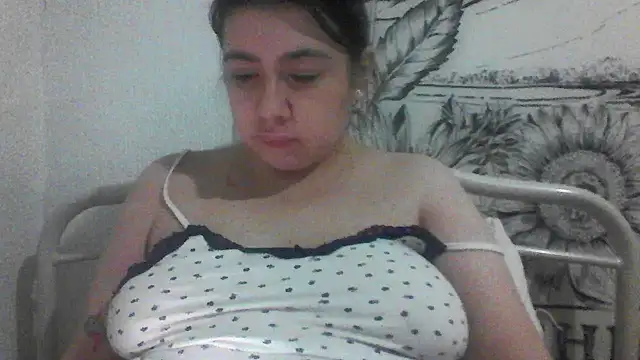 CamilaCherryX online show from September 2025 10:04:01 PM