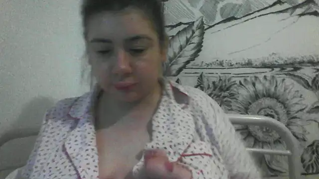 CamilaCherryX online show from October 2025 05:11:01 PM