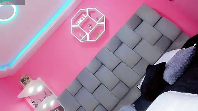 Shanelengel online show from January 2025 08:43:02 AM