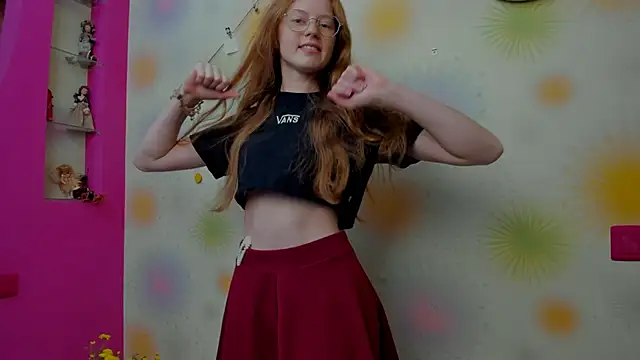 Fire Luna online show from September 2025 06:15:02 AM