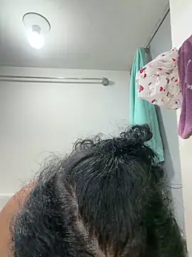 Snapshot of angela_angels_ chatting on May 2026 01:55:01 AM angela angels online show from May 2026 01:55:01 AM