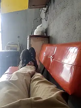 Juliano69xv online show from October 2025 07:46:02 PM