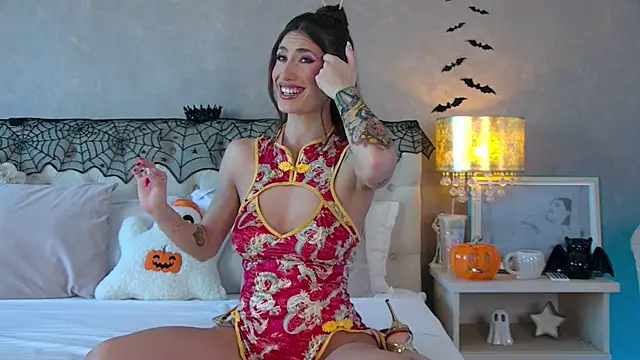 OhhAisha online show from October 2025 09:21:02 AM