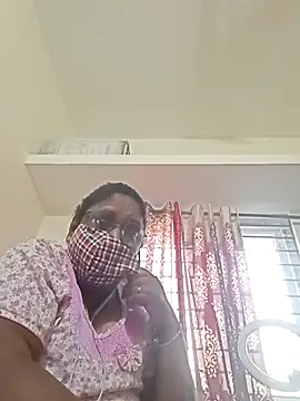 Snapshot of Pushpavathi_78 chatting on February 2025 12:33:01 PM Pushpavathi 78 online show from February 2025 12:33:01 PM