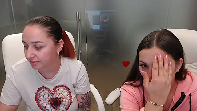 Snapshot of Amy--Samy chatting on March 2025 01:29:01 PM Amy--Samy online show from March 2025 01:29:01 PM