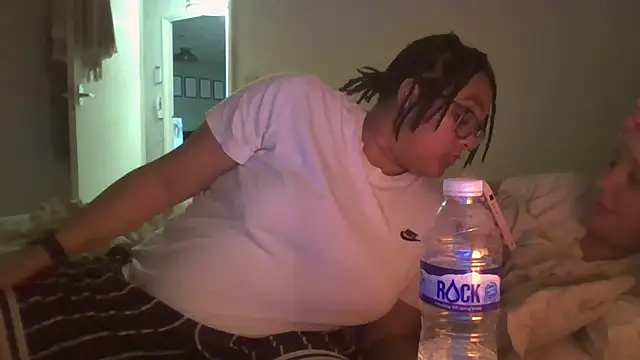 vanilla chocolate23 online show from January 2025 09:46:02 PM