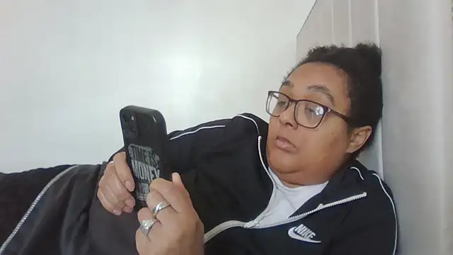 vanilla chocolate23 online show from February 2025 10:41:01 AM