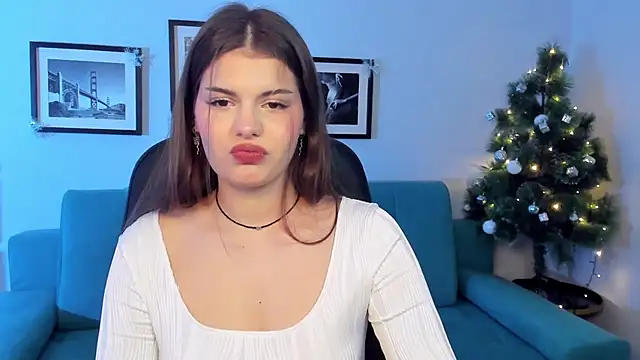 AdeliaKiss online show from January 2025 05:53:01 PM