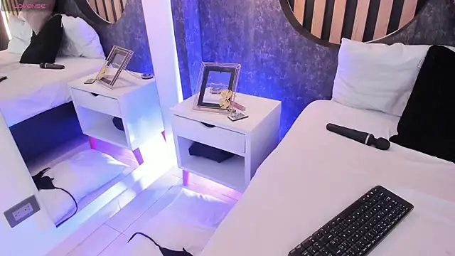 miss10 antonella online show from March 2025 02:04:02 AM