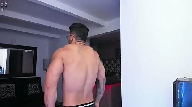 Snapshot of tony_muscle chatting on February 2025 12:41:01 AM tony muscle online show from February 2025 12:41:01 AM