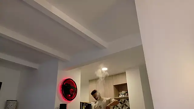 tony muscle online show from November 2025 09:47:01 PM